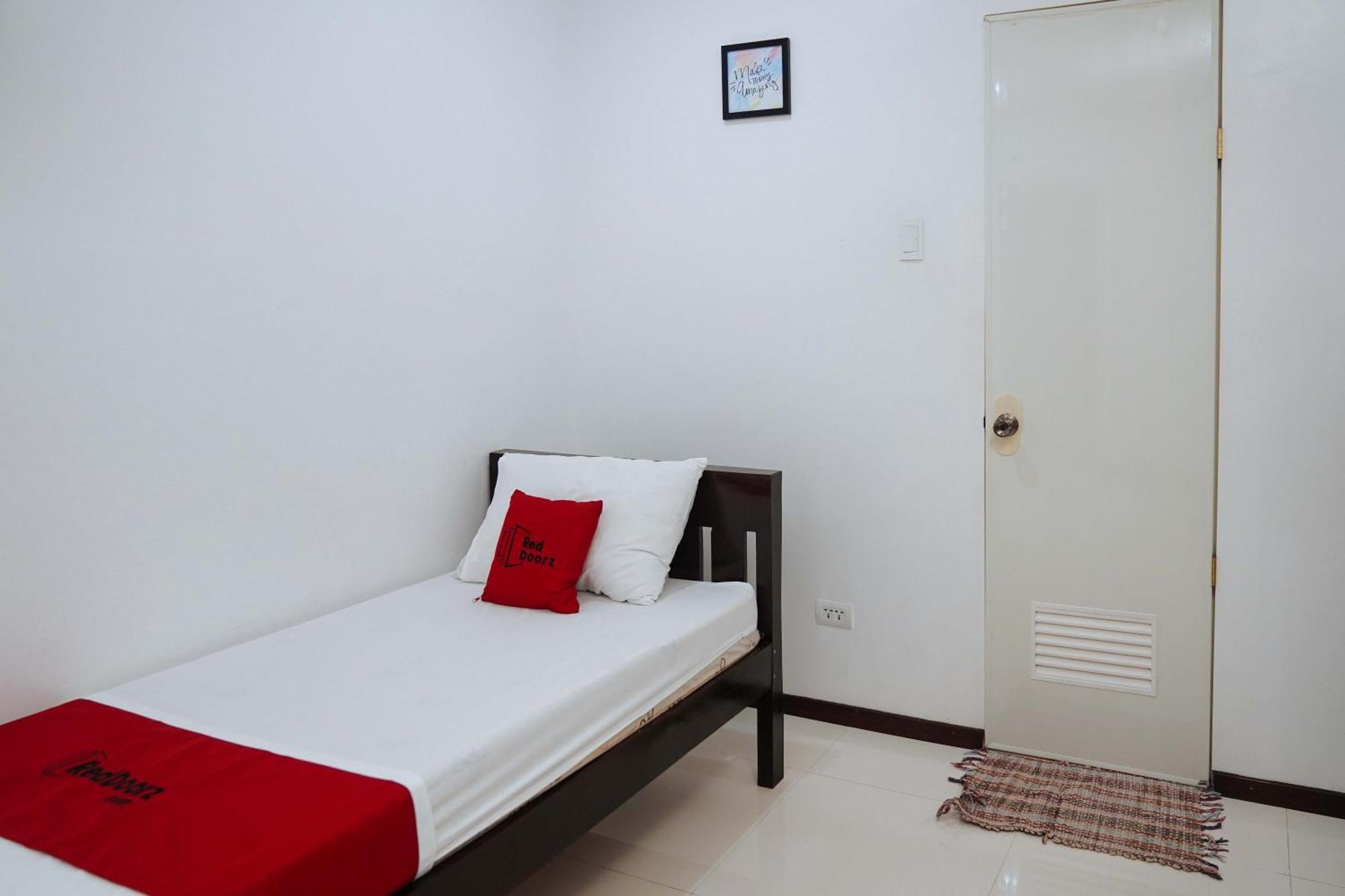 Reddoorz Plus At Billy'S Resort Ослоб Экстерьер фото
