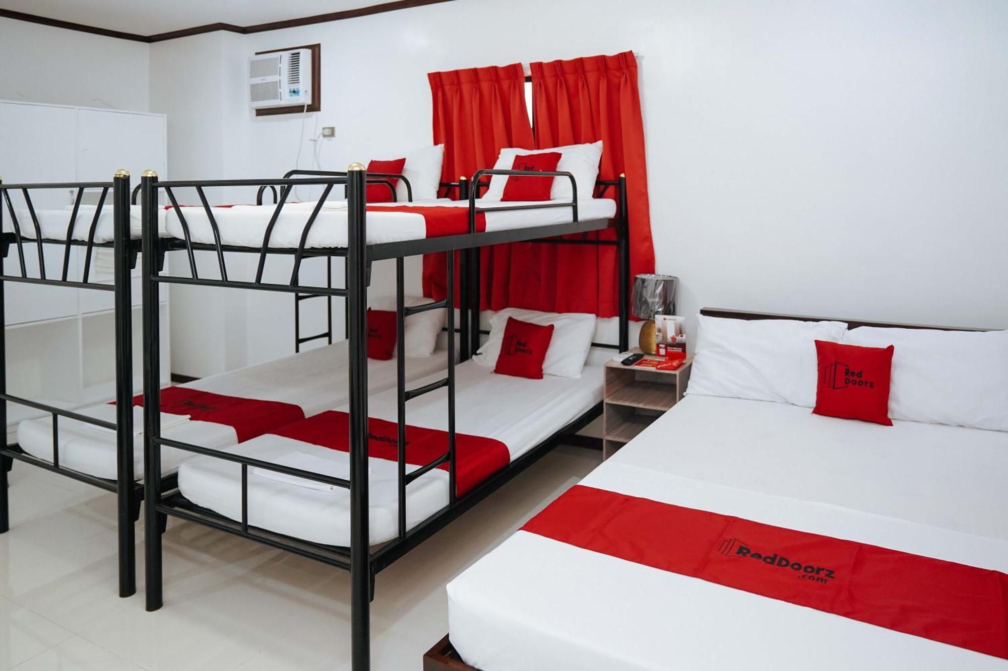Reddoorz Plus At Billy'S Resort Ослоб Экстерьер фото
