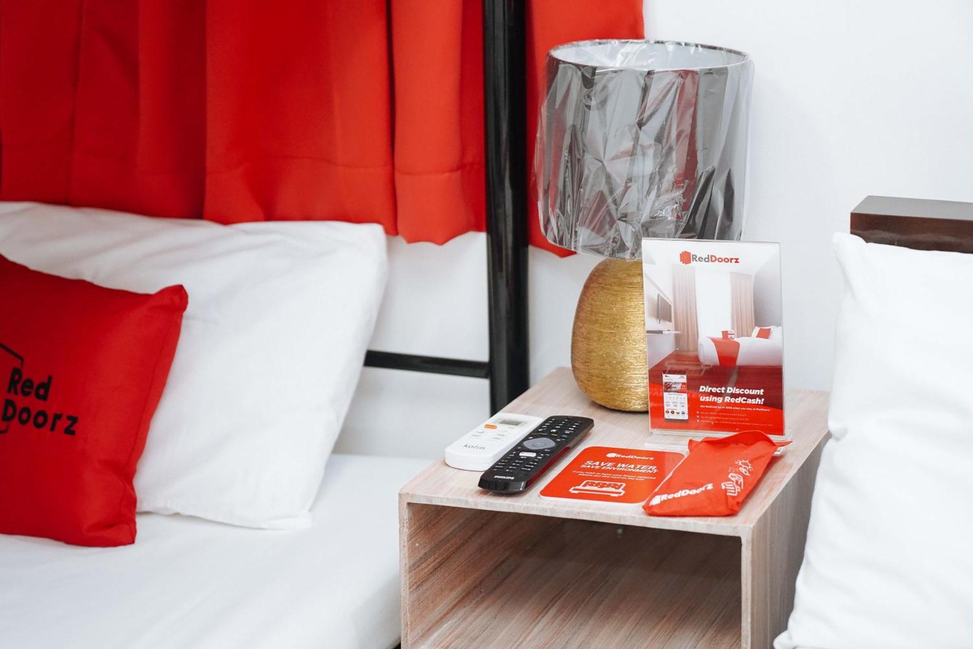 Reddoorz Plus At Billy'S Resort Ослоб Экстерьер фото