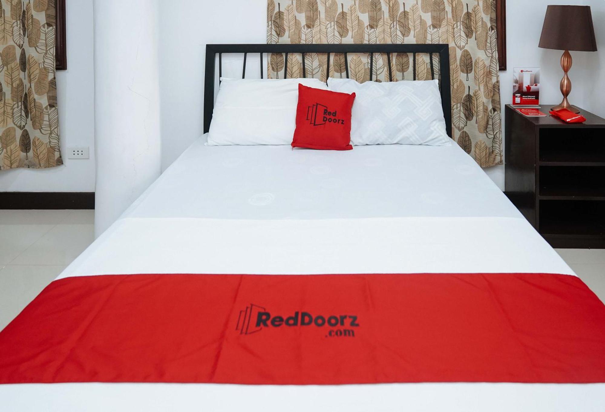 Reddoorz Plus At Billy'S Resort Ослоб Экстерьер фото